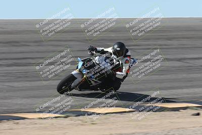 media/Oct-13-2025-Moto Forza (Mon) [[a66d839500]]/4-C Group/Session 2 (Bowl)/